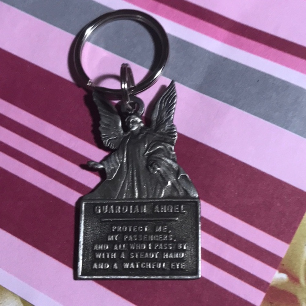 Camco  Guardian Angel Keychain -toned